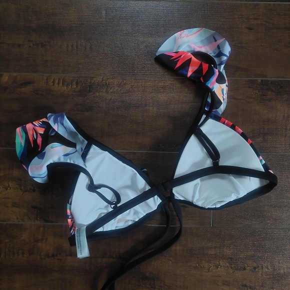 Victoria's Secret PINK Body Wrap Ruffle Bikini Top Size Large - Picture 7 of 9